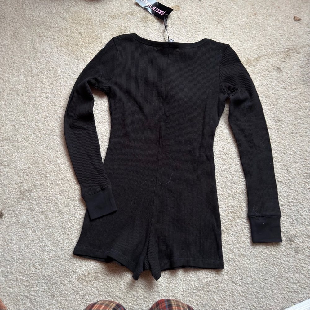Skeleton romper - Picture 2 of 2